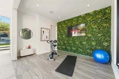 20620 Chatsboro Drive, Woodland Hills, CA 91364 - Photo 63