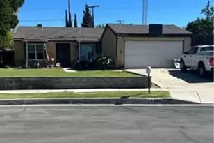 27806 Meadowcreek, Canyon Country, CA 91351 - Photo 1