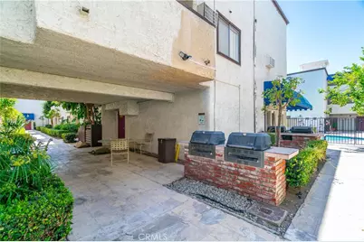 18530 Hatteras Street #209, Tarzana, CA 91356 - Photo 11