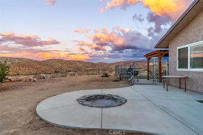 29210 Cruthers Creek, Juniper Hills, CA 93553 - Photo 27