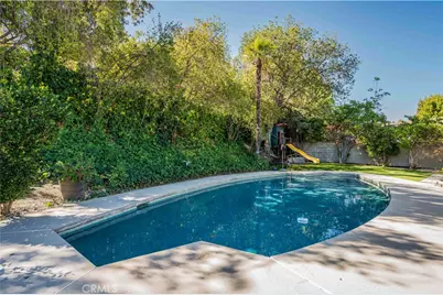 5329 Blanco Avenue, Woodland Hills, CA 91367 - Photo 7