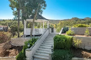 28933 Wagon Rd, Agoura Hills, CA 91301 - Photo 3