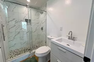 654 Penrith, Los Angeles, CA 90023 - Photo 23