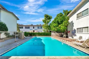 18601 Collins St, Tarzana, CA 91356 - Photo 29