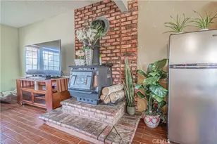 22500 Festividad, Saugus, CA 91350 - Photo 7