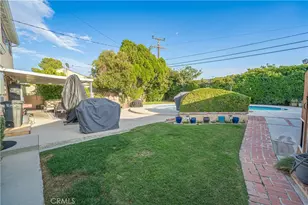 22500 Festividad, Saugus, CA 91350 - Photo 29