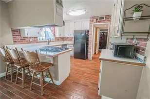 22500 Festividad, Saugus, CA 91350 - Photo 11