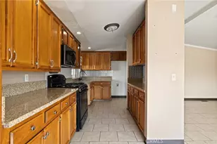 1301 Taft, Bakersfield, CA 93307 - Photo 7