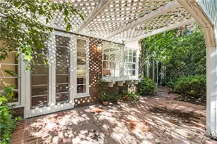 12386 Ridge Cir, Los Angeles, CA 90049 - Photo 49