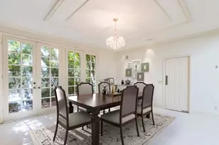 12386 Ridge Cir, Los Angeles, CA 90049 - Photo 17