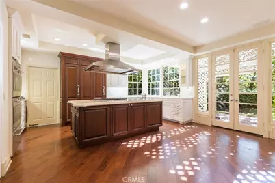 12386 Ridge Circle, Los Angeles, CA 90049 - Photo 15