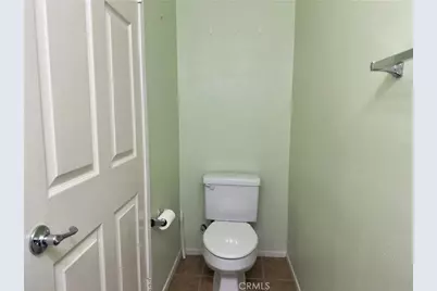 3003 W Riverside Drive #110, Burbank, CA 91505 - Photo 7