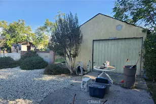 13754 Weidner, Pacoima, CA 91331 - Photo 5