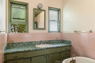 2100 Holly Dr, Los Angeles, CA 90068 - Photo 17