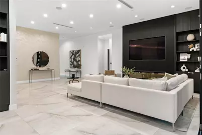 12815 Martha, Valley Village, CA 91607 - Photo 5