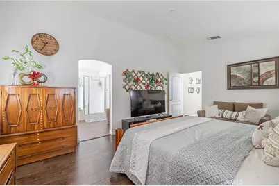 20838 Bryant Street, Winnetka, CA 91306 - Photo 21