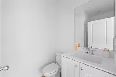 9423 1/2 N Sepulveda Blvd. #4, North Hills, CA 91343 - Photo 15