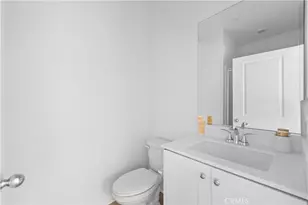 9423 1/2 N Sepulveda Blvd, North Hills, CA 91343 - Photo 15