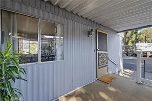 300 E Arbor Street, Long Beach, CA 90805 - Photo 3