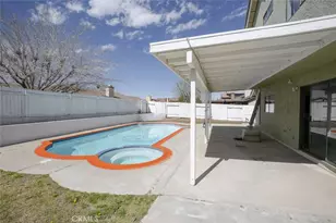 38633 Angele Trumpet Ct, Palmdale, CA 93550 - Photo 13