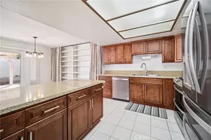 22810 Rio Chico, Valencia, CA 91354 - Photo 7