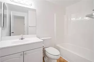 19427 Oak Crossing Rd, Newhall, CA 91321 - Photo 25