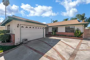 26721 Diaz Dr, Saugus, CA 91350 - Photo 3