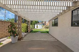 26721 Diaz Dr, Saugus, CA 91350 - Photo 33