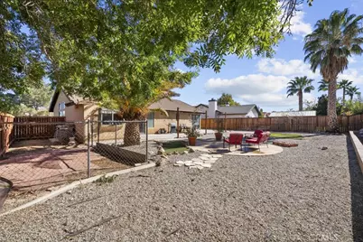 2038 Falcon Avenue, Palmdale, CA 93551 - Photo 35