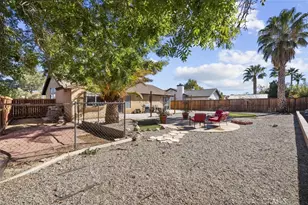 2038 Falcon Ave, Palmdale, CA 93551 - Photo 35