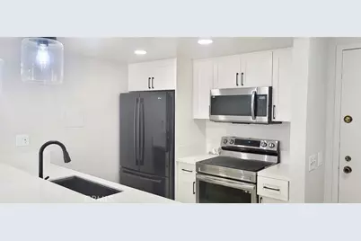 1745 Camino Palmero #527, Los Angeles, CA 90046 - Photo 1