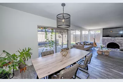 22725 Garzota Drive, Valencia, CA 91354 - Photo 5