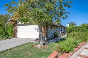 22725 Garzota Dr, Valencia, CA 91354 - Photo 23