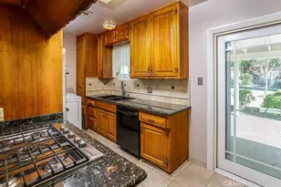 17610 Scherzinger Ln, Canyon Country, CA 91387 - Photo 9