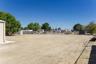 44654 20th St, Lancaster, CA 93534 - Photo 23
