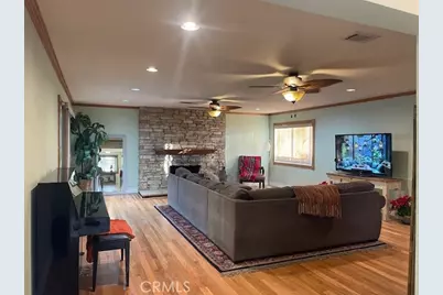 14030 Simshaw, Sylmar, CA 91342 - Photo 9