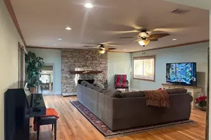 14030 Simshaw, Sylmar, CA 91342 - Photo 9