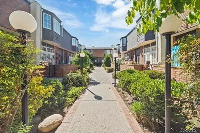 5440 Lindley #201, Encino, CA 91316 - Photo 29