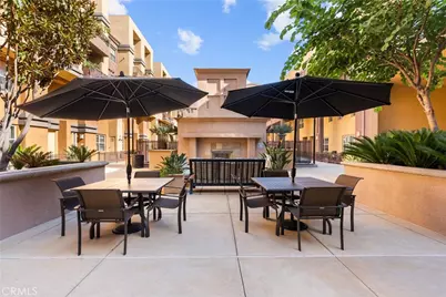 201 E Angeleno #426, Burbank, CA 91502 - Photo 37