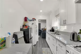 2621 Vineyard Ave, Los Angeles, CA 90016 - Photo 15