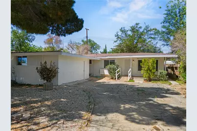 45517 Kingtree Avenue, Lancaster, CA 93534 - Photo 1