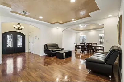 13816 Bessemer Street, Van Nuys, CA 91401 - Photo 5