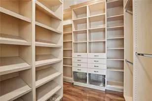 13816 Bessemer St, Van Nuys, CA 91401 - Photo 27