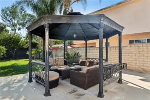 13816 Bessemer St, Van Nuys, CA 91401 - Photo 31