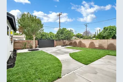 7055 Fallbrook Avenue, West Hills, CA 91307 - Photo 17