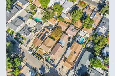 8421 Grenoble, Sunland, CA 91040 - Photo 17