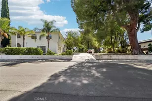 12426 Henzie Pl, Granada Hills, CA 91344 - Photo 45