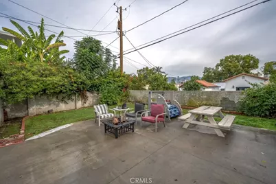 210 N Naomi, Burbank, CA 91505 - Photo 17