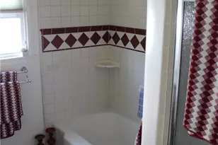 210 N Naomi, Burbank, CA 91505 - Photo 7