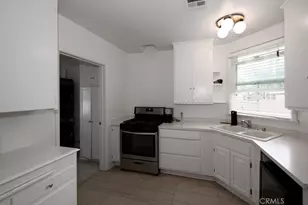 210 N Naomi, Burbank, CA 91505 - Photo 11